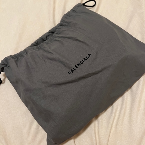 Balenciaga camera bag - Picture 5 of 5